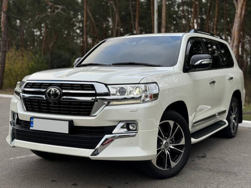 Купить Накладки ресницы на фары Китай (2016-2021) для Toyota Land Cruiser 200