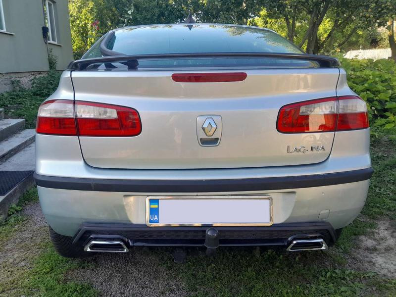 Купити Універсальний задній дифузор DPT V-2 (ABS) (чорний глянець)