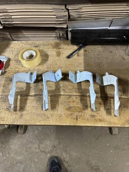 Купить Универсальный крепеж для боковых порогов (тип-1)