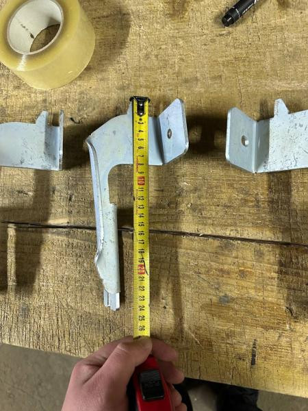 Купить Универсальный крепеж для боковых порогов (тип-1)