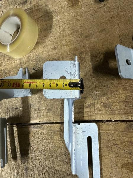 Купить Универсальный крепеж для боковых порогов (тип-1)