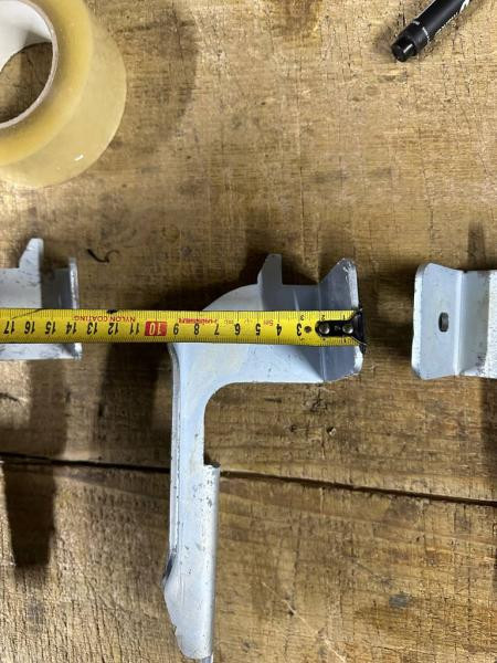 Купить Универсальный крепеж для боковых порогов (тип-1)