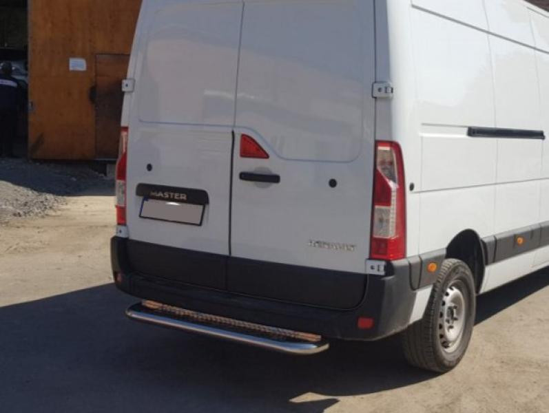 Купити Задня підніжка (нерж.) для Renault Master 2011-2023 рр