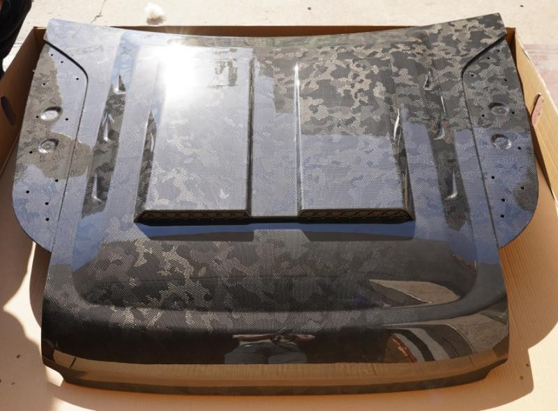 Купить Карбоновый капот (кованый карбон) для Land Rover Defender 2019- рр