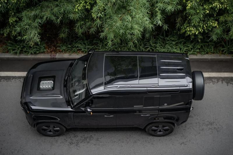 Купить Карбоновый капот (со стеклянным отверстием) для Land Rover Defender 2019- рр