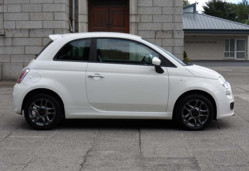 Купить Боковые пороги DPT (черный глянец) для Fiat 500/500L