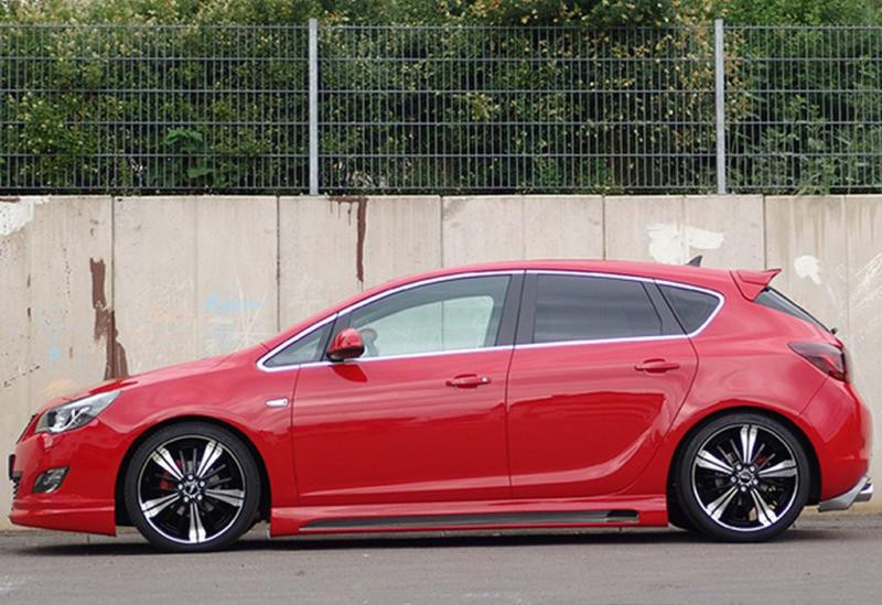 Купити Бокові пороги DPT V-2 (чорний глянець) для Opel Astra J 2009-2015 рр