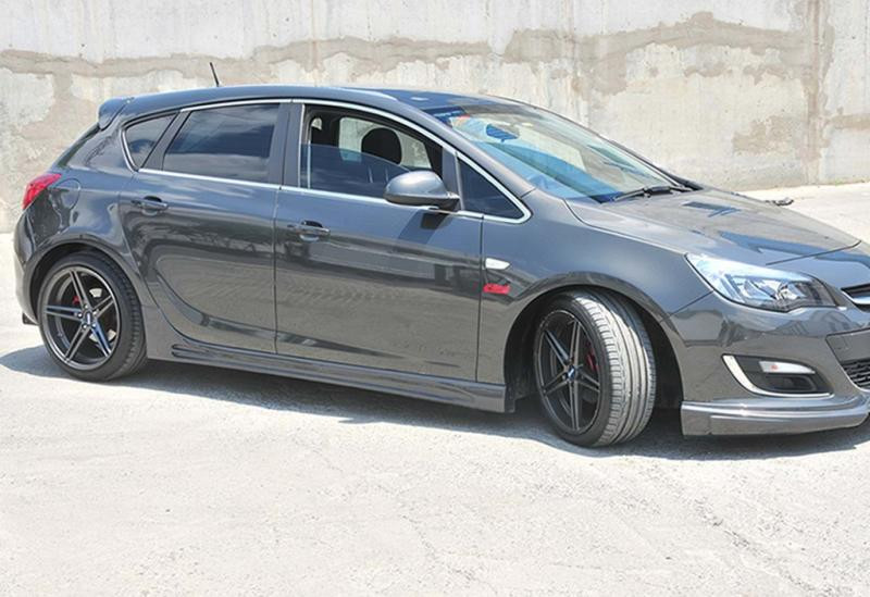 Купити Бокові пороги DPT V-3 (Під фарбування) для Opel Astra J 2009-2015 рр