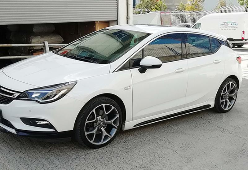 Купити Бокові пороги DPT V-2 (Під фарбування) для Opel Astra K 2016-2021 рр