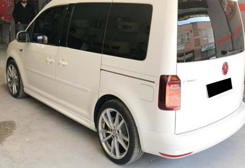 Купити Бокові пороги DPT (Під фарбування) для Volkswagen Caddy 2015-2020 рр