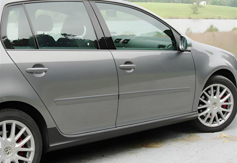 Купити Бокові пороги DPT V-1 (Під фарбування) для Volkswagen Golf 6