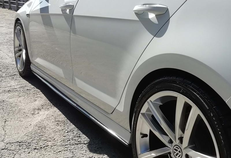 Купити Бокові пороги DPT V-2 (чорний глянець) для Volkswagen Golf 7/E-Golf