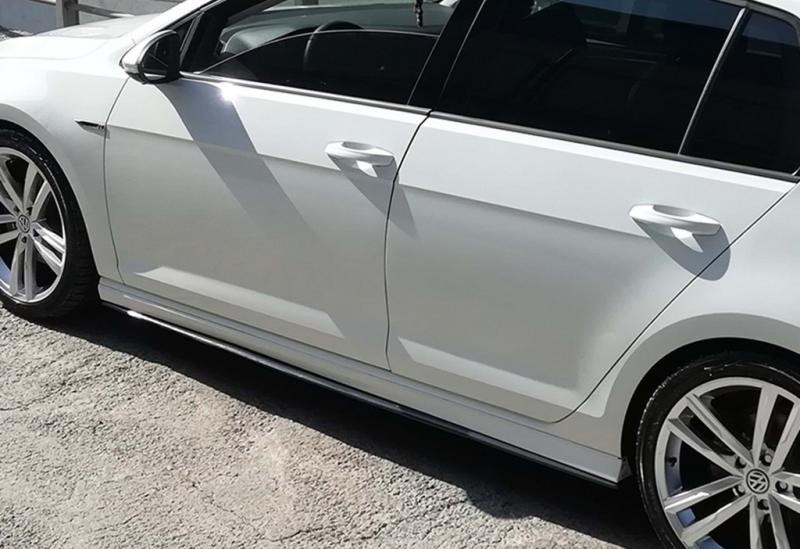 Купити Бокові пороги DPT V-2 (чорний глянець) для Volkswagen Golf 7/E-Golf