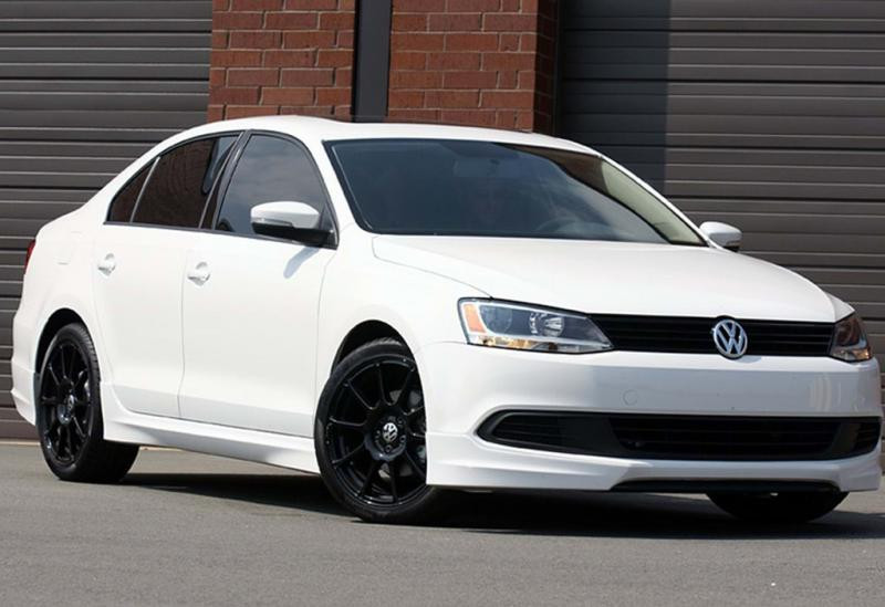 Купити Бокові пороги DPT (Під фарбування) для Volkswagen Jetta 2011-2018 рр