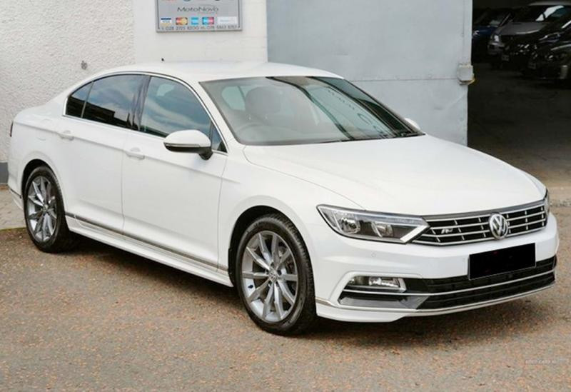 Купити Бокові пороги DPT (під фарбування) для Volkswagen Passat B8 2015-2023 рр