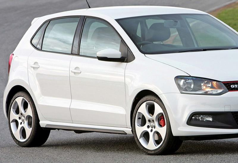 Купить Боковые пороги DPT V-2 (черный глянец) для Volkswagen Polo 2010-2017 гг