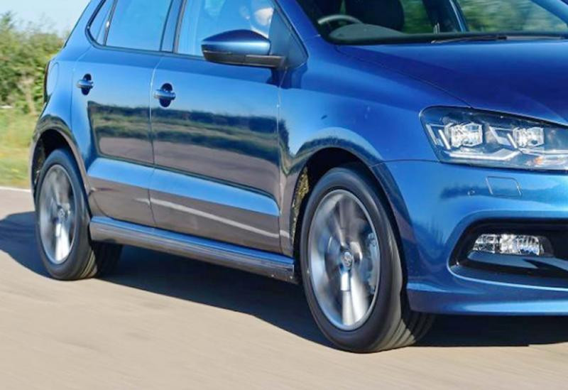 Купить Боковые пороги DPT V-3 (черный глянец) для Volkswagen Polo 2010-2017 гг