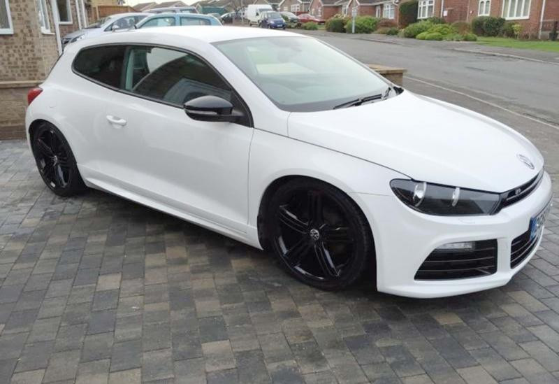 Купити Бокові пороги DPT V-1 (чорний глянець) для Volkswagen Scirocco