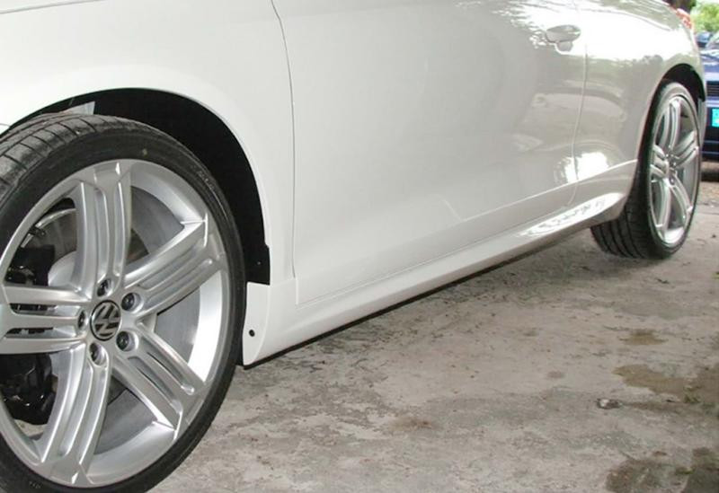 Купити Бокові пороги DPT V-1 (чорний глянець) для Volkswagen Scirocco