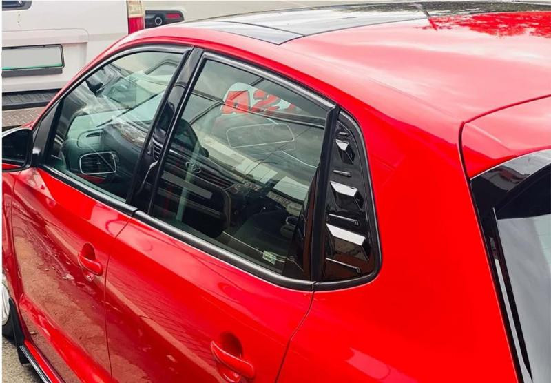 Купити Накладки на задні вікна DPT (чорний глянець, 2шт) для Volkswagen Polo 2017- рр