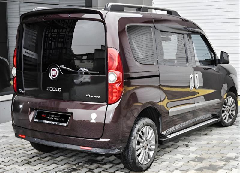 Купити Спойлер DPT (чорний глянець) для Fiat Doblo II 2010-2022 рр