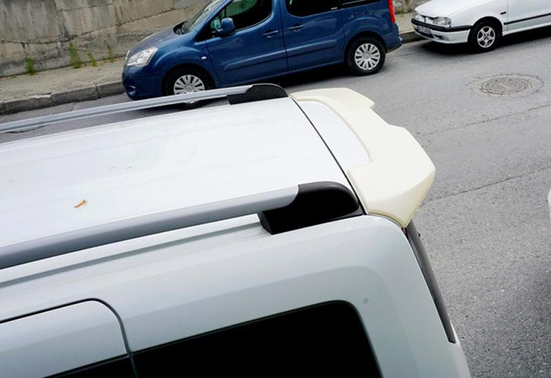 Купити Спойлер DPT (чорний глянець) для Ford Courier 2014-2023 рр