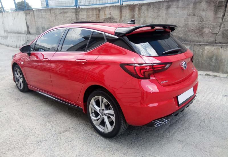 Купити Спойлер DPT V-2 (чорний глянець) для Opel Astra K 2016-2021 рр