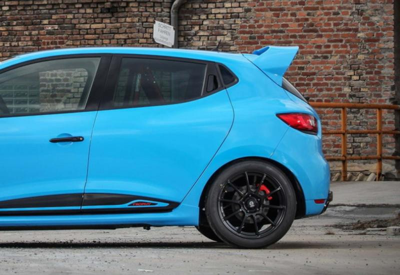 Купить Спойлер DPT V-1 (черный глянец) для Renault Clio IV 2012-2019 гг