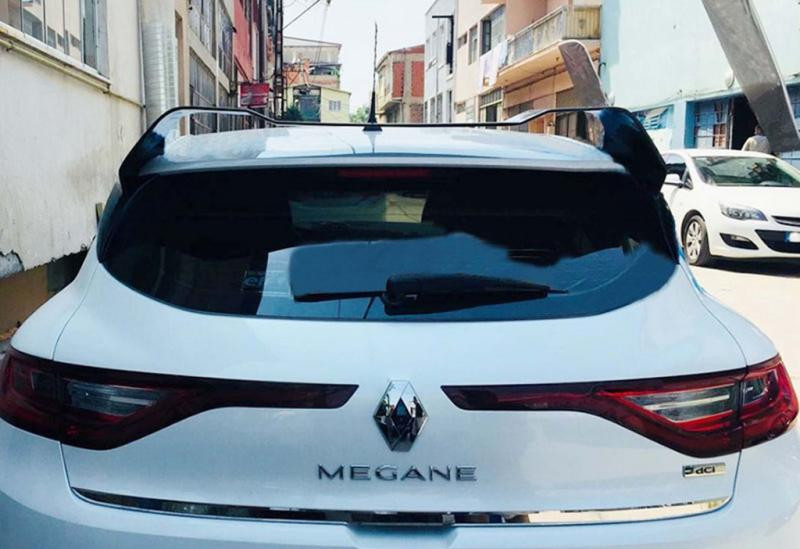 Купити Спойлер DPT (HB, чорний глянець) для Renault Megane IV 2016-2025 рр