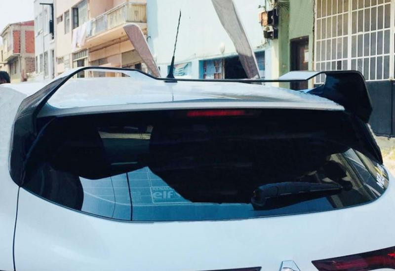 Купити Спойлер DPT (HB, чорний глянець) для Renault Megane IV 2016-2025 рр