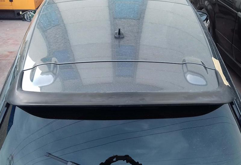 Купити Спойлер DPT V-4 (2008-2013, чорний глянець) для Volkswagen Scirocco