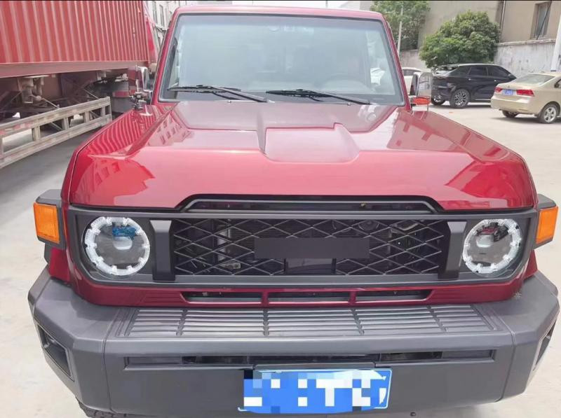 Купити Комплект рестайлінгу на 2024 рік для Toyota Land Cruiser 70