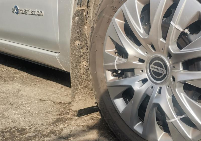 Купити Nissan Бризковики Polytep (230*375, 2 шт) для Тюнінг Nissan