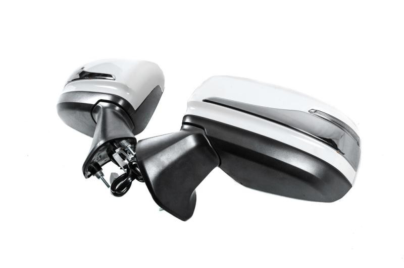 Купить Полоски на зеркала (2 шт, хром) для Toyota Land Cruiser 300