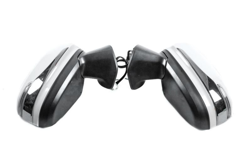 Купить Полоски на зеркала (2 шт, хром) для Toyota Land Cruiser 300