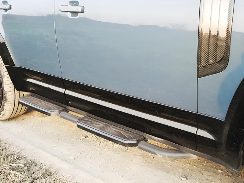 Купити Комплект молдингів для Land Rover Defender 2019- рр