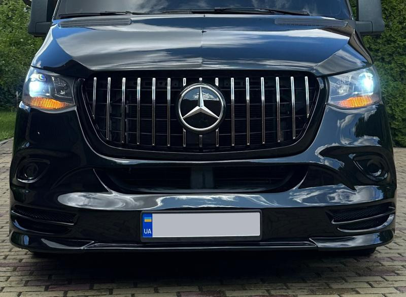 Купить Передняя решетка Panamericana GT Chrome Premium V1 С рамкой для Mercedes Sprinter W907/W910 2018- гг