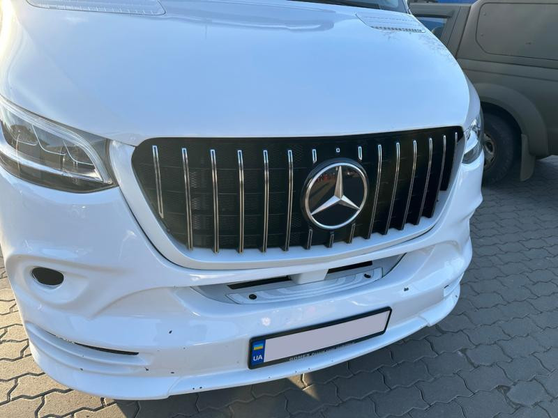 Купить Передняя решетка Panamericana GT Chrome Premium V1 С рамкой для Mercedes Sprinter W907/W910 2018- гг