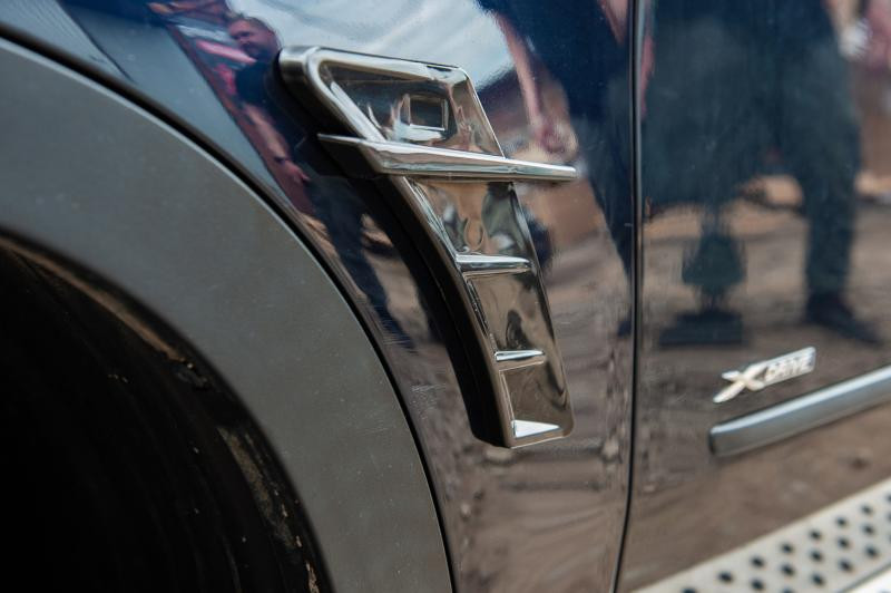 Купить Универсальные вентиляционные накладки на крылья тип-F (имитация, 2 шт, резина)