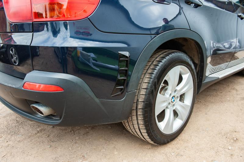 Купити Універсальні вентиляційні накладки на крила тип-G (імітація, 2 шт)