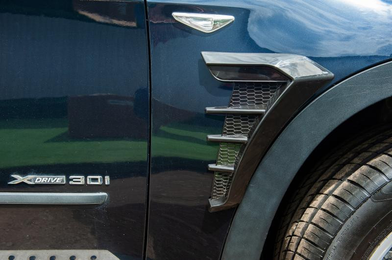 Купити Універсальні вентиляційні накладки на крила тип-D (імітація, 2 шт)