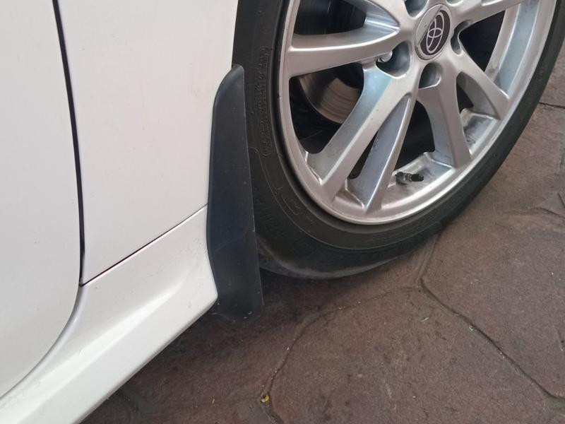 Купити Бризковики Premium (EU, 4 шт) для Toyota Corolla 2019- рр