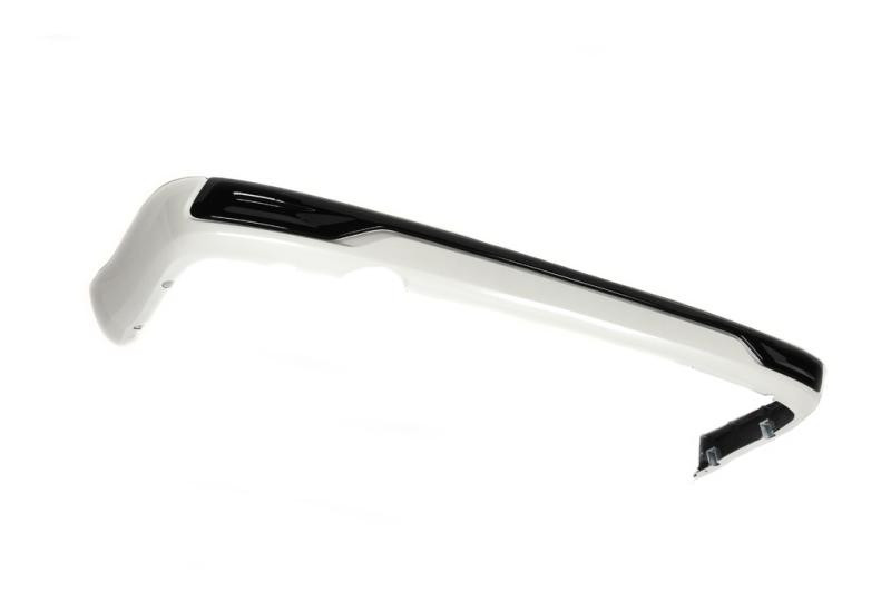 Купить Задняя накладка 2016-2025 (Executive 2016) Черный цвет для Toyota Land Cruiser 200