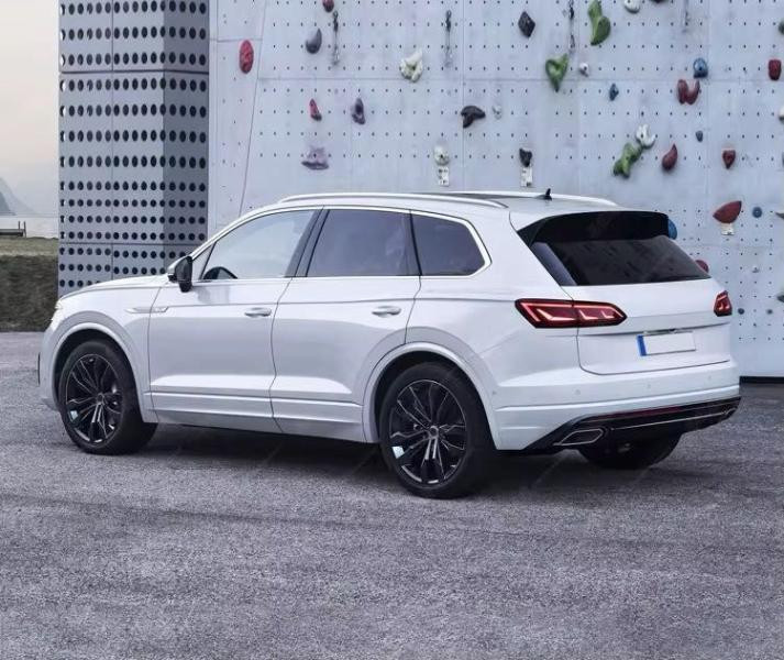 Купити Комплект обвісів R-Line для Volkswagen Touareg 2018- рр
