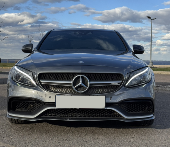 Купити Передній бампер в зборі (AMG C63-designs 2014-2018) для Mercedes C-сlass W205 рр