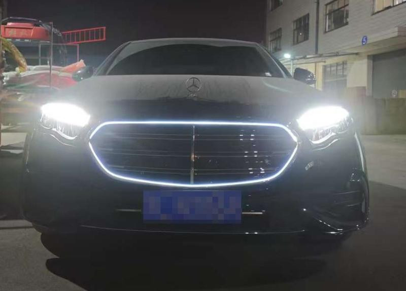 Купити Передня решітка в стилі W223 AMG-Line з Led для Mercedes E-сlass W214 2023- рр