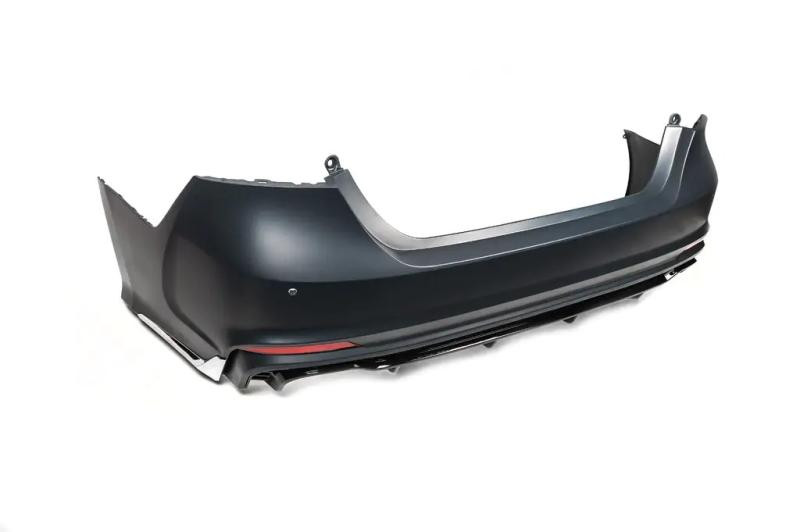 Купить Задний бампер Lexus LS style в собранном виде для Toyota Camry 2017-2023 гг