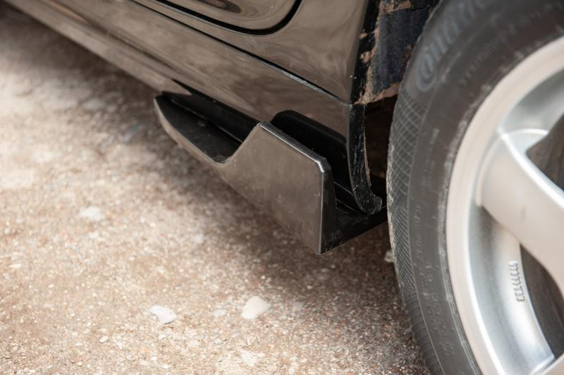 Купить Универсальные Flap накладки на боковые пороги тип-D (2 шт, черный глянец, ABS-пластик)