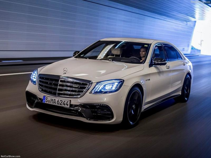 Купити Решітка радіатора AMG З NightVision для Mercedes S-сlass W222