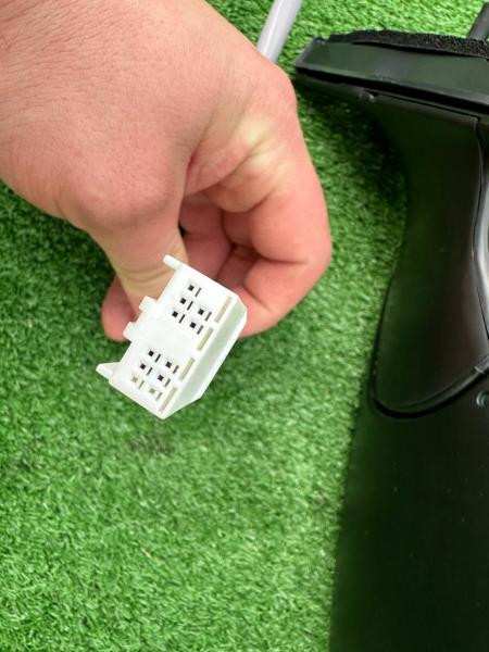 Купить Механизм складывания зеркал (1 шт) Правый для Toyota Land Cruiser 200